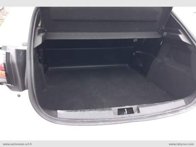 Peugeot 208 208 BlueHDi 100 S&S 5p. Active PacK AUTOCARRO 2 POSTI AUTOVETTURA 2 POSTI Bianco usata Stradella