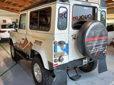 Land Rover Defender 4 POSTI Bianco usata Ardesio
