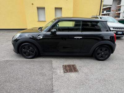 MINI Cooper 1.5 Cooper D Hype Nero usata Trento