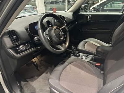MINI Cooper 1.5 Cooper Classic Countryman Bianco usata Magenta
