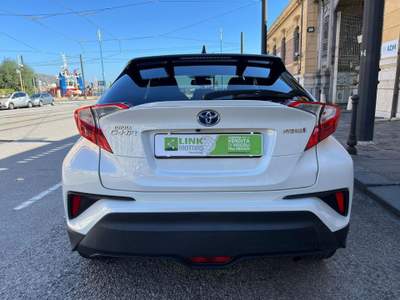 Toyota C-HR 1.8 Hybrid E-CVT Trend Bianco usata Messina