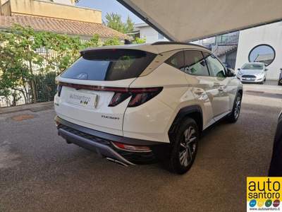 Hyundai Tucson 1.6 CRDi 136CV 48V DCT XLine Bianco usata Salerno