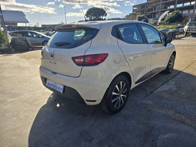Renault Clio dCi 8V 75CV Start&Stop 5 porte Energy Life Bianco usata Sassari