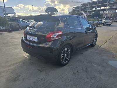 Peugeot 208 1.4 8V HDi 68CV 5p. Allure Nero usata Sassari
