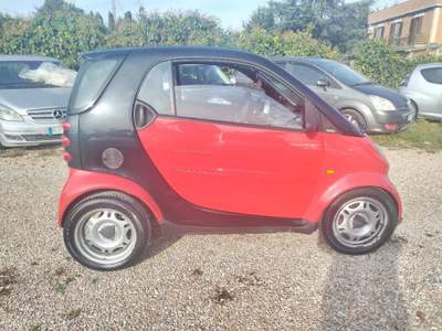 Smart ForTwo 600 smart & pure (40 kW) Rosso usata Roma