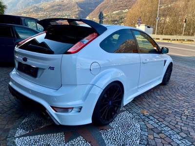 Ford Focus 2.5T (305CV) 3p. RS Frozen White Bianco usata Costa Volpino