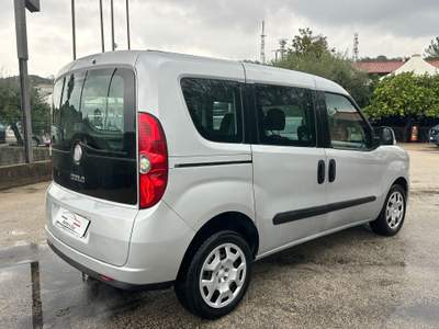 Fiat Doblò Doblo 1.6 mjt 16v Active 90cv Argento usata SAN GREGORIO DI CATANIA