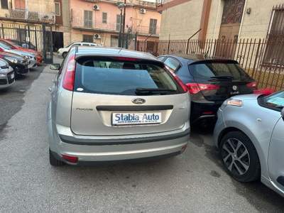 Ford Focus/Focus C-Max 1.6 TDCi (90CV) 5p. Grigio usata Castellammare di Stabia