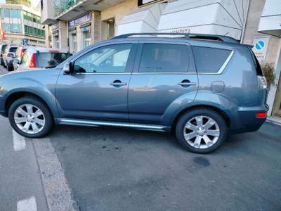 Mitsubishi Outlander 2.2 DI-D 4WD Instyle 7p. cambio automatico Grigio usata Genova