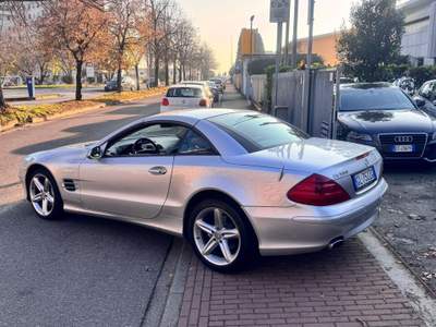 Mercedes-Benz SL cat Argento usata Opera