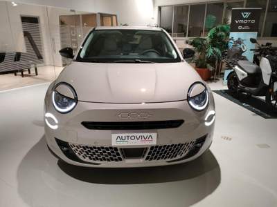 Fiat 600 Hybrid DCT MHEV La Prima 100CV Giallo usata Riva presso Chieri