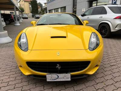 Ferrari California CERCHI DA 20'' VOLANTE A LED CARBONIO INTERNO FULL Giallo usata Monza