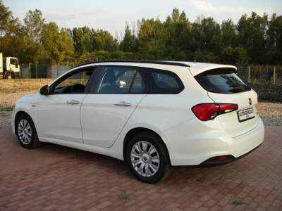 Fiat Tipo 1.6 Mjt S&S SW Easy Bianco usata Rimini