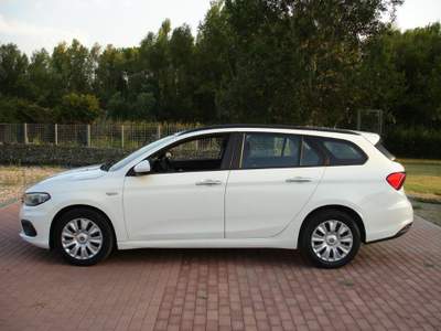 Fiat Tipo 1.6 Mjt S&S SW Easy Bianco usata Rimini