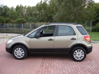 Fiat Sedici 1.9 MJT 4x4 Dynamic Grigio usata Rimini