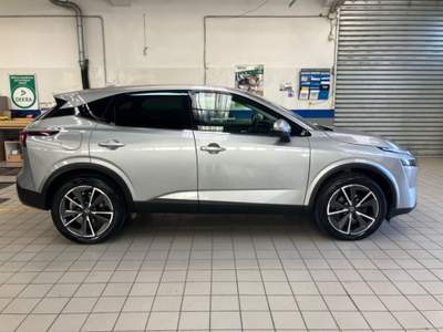 Nissan Qashqai MHEV 140 CV Business Grigio usata Cassino