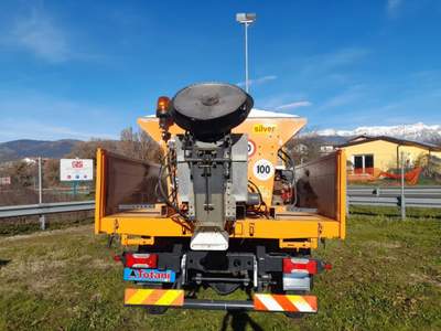 Iveco Ecodaily 55S 17W 3.0D CASSONE RIB. TRILATERALE-SGOMBRANEVE Arancione usata L'Aquila