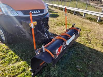 Iveco Ecodaily 55S 17W 3.0D CASSONE RIB. TRILATERALE-SGOMBRANEVE Arancione usata L'Aquila