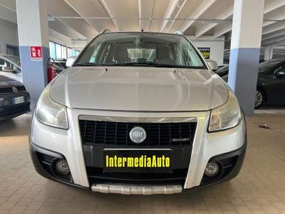 Fiat Sedici 1.9 MJT 4x4 Dynamic Argento usata Bassano del Grappa