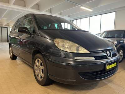 Peugeot 807 2.0 HDi FAP 7 Posti Grigio usata Bassano del Grappa