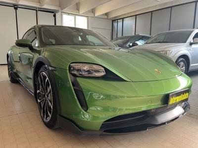 Porsche Taycan 4S Cross Turismo Battery Plus Verde usata Bassano del Grappa