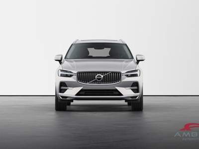 Volvo XC60 T6 AWD Plug-in hybrid Elettrica/Benzina Core Brigh Argento usata Corciano