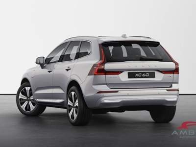 Volvo XC60 T6 AWD Plug-in hybrid Elettrica/Benzina Core Brigh Argento usata Corciano