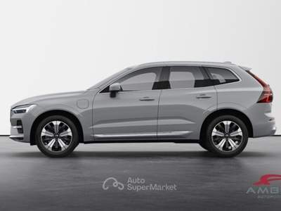 Volvo XC60 T6 AWD Plug-in hybrid Elettrica/Benzina Core Brigh Grigio usata Corciano