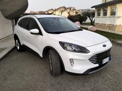 Ford Kuga 1.5 EcoBoost 150 CV 2WD ST-Line Bianco usata Camisano Vicentino