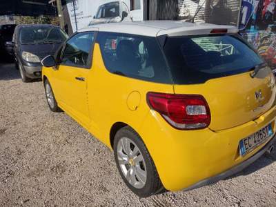 DS Automobiles DS 3 1.4 VTi 95 Chic Giallo usata Sacile
