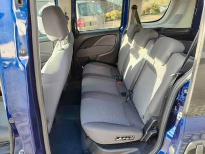 Fiat Doblò Doblò 1.4 T-Jet 16V Lounge Blu/Azzurro usata Castelnuovo Rangone