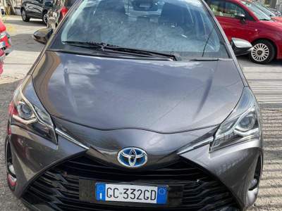 Toyota Yaris 1.0 5 porte Business Grigio usata AGROPOLI