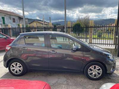 Toyota Yaris 1.0 5 porte Business Grigio usata AGROPOLI
