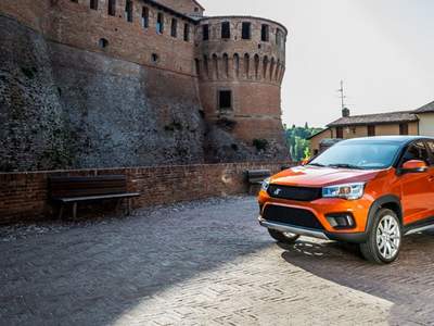 DR 3.0 S2 1.5 Autogrup Biella Arancione usata Biella