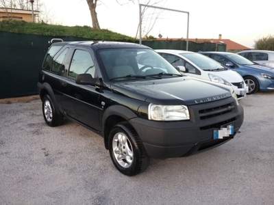Land Rover Freelander RECANATI - 2.0 Td4 16V cat 3p. Softb. S Nero usata Recanati