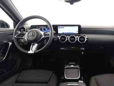 Mercedes-Benz Classe A Automatic Progressive Nero usata Castelnuovo Rangone