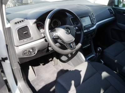 Volkswagen Sharan 2.0 TDI 150 CV  Comfortline BlueMotion Technology Bianco usata Castelnuovo Rangone