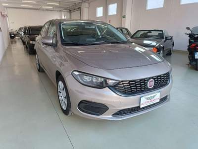 Fiat Tipo 1.4 4p. Easy Oro usata Alghero