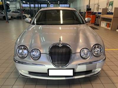 Jaguar S-Type (X202) 2.5 V6 24V cat Executive Argento usata Cassino