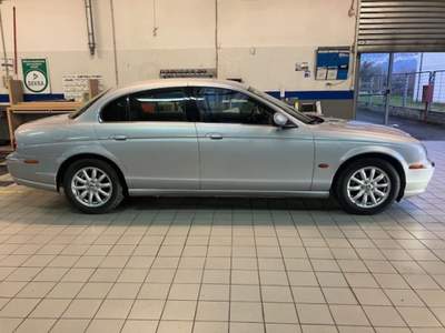 Jaguar S-Type (X202) 2.5 V6 24V cat Executive Argento usata Cassino