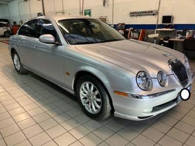 Jaguar S-Type (X202) 2.5 V6 24V cat Executive Argento usata Cassino