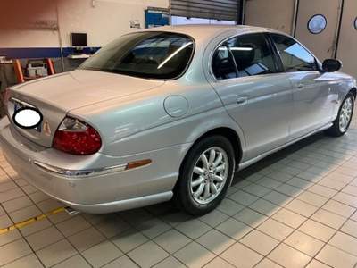 Jaguar S-Type (X202) 2.5 V6 24V cat Executive Argento usata Cassino