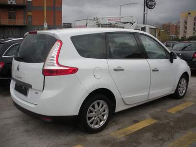 Renault Scénic buono stato Bianco usata Frosinone