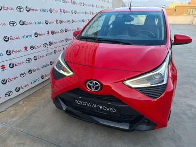 Toyota Aygo Connect 1.0 VVT-i 72 CV 5 porte x-play Rosso usata Cagliari