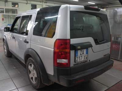 Land Rover Discovery 2.7 TDV6 SE Argento usata Civita Castellana