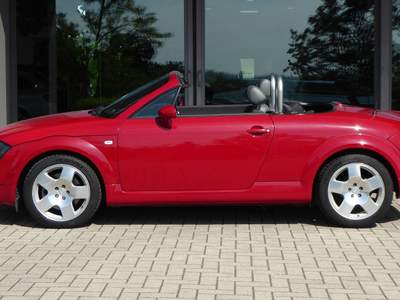 Audi TT Roadster 1.8 T 20V 225 cv Quattro Rosso usata Quattro Castella