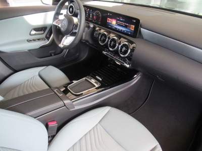 Mercedes-Benz Classe A Automatic Progressive Nero usata Castelnuovo Rangone