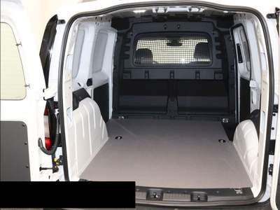 Volkswagen Caddy 2.0 TDI 122 CV DSG Furgone Bianco usata Castelnuovo Rangone