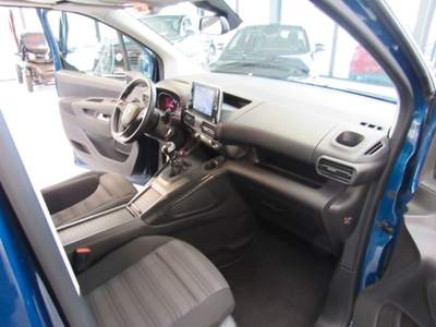 Opel Combo Life 1.2 110 CV S&S MT6 Edition Blu/Azzurro usata Castelnuovo Rangone