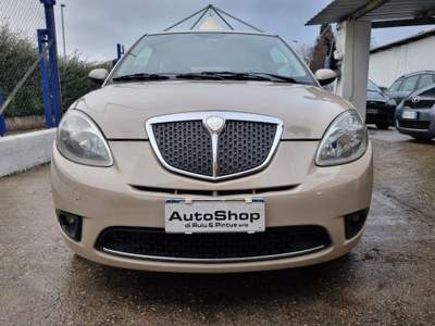 Lancia Ypsilon 1.2 Oro Bianco Grigio usata Sassari